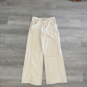 From the french brand Cotelac! Elegant Cream Wide Leg Jeans from the chic